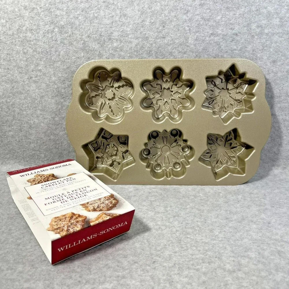 Williams Sonoma Nordicware Snowflake Cakelet Pan NEW 6 Mini Cakes Frozen Cupcake